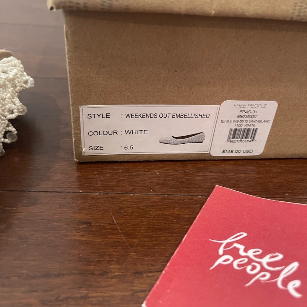 nwt nwb Free People White beaded weekends out embellished Flats - Picture 8 of 10